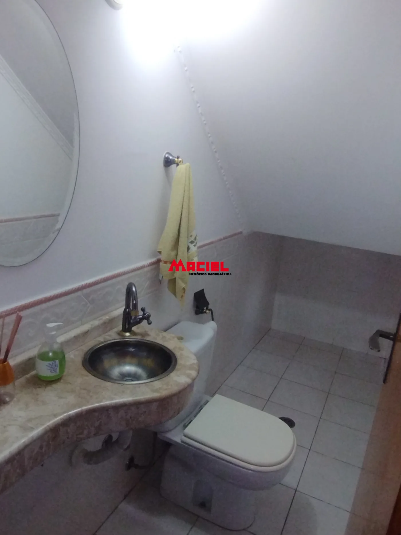 Comprar Casa / Sobrado em S&atilde;o Jos&eacute; dos Campos R$ 1.200.000,00 - Foto 3