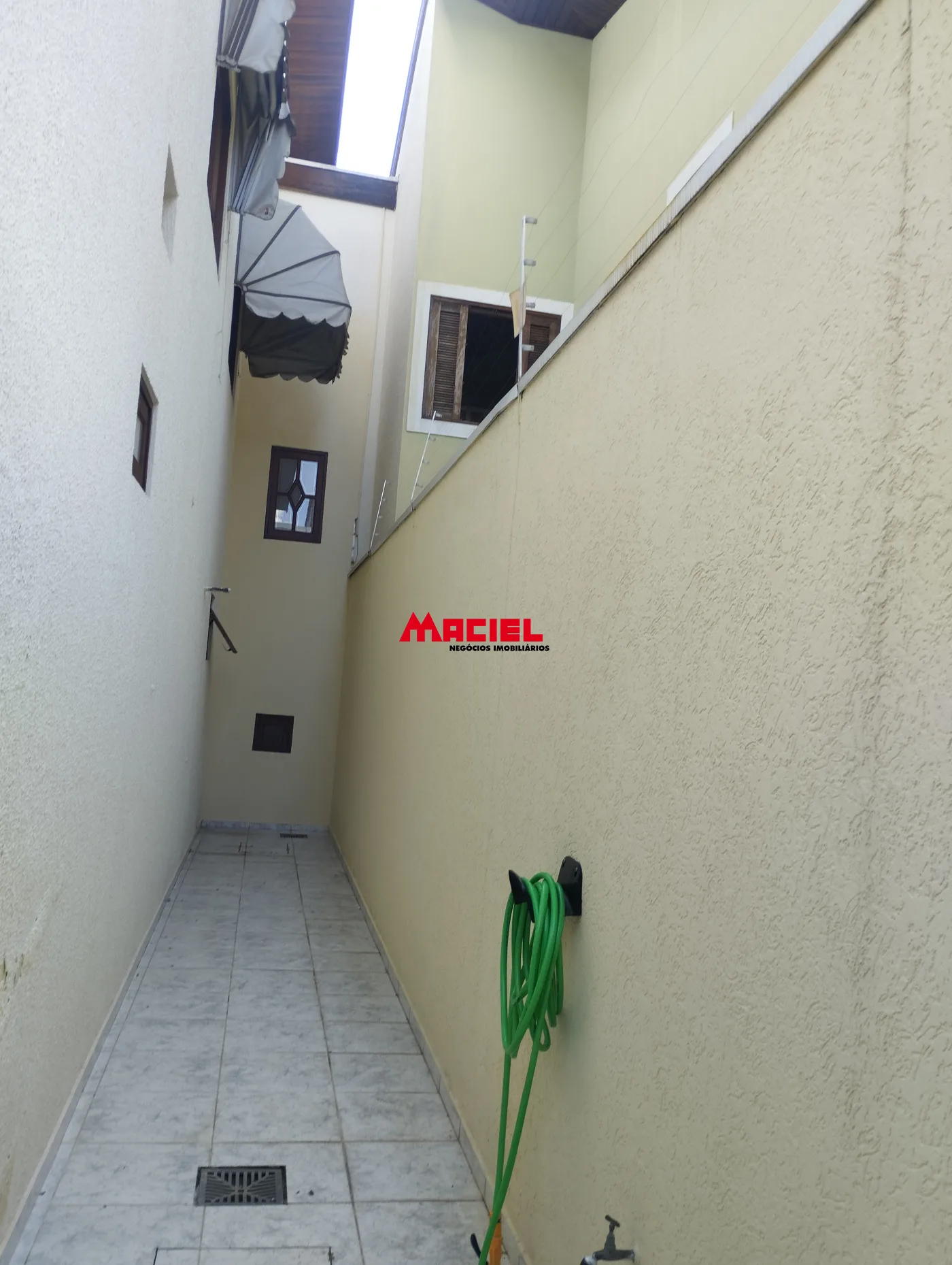 Comprar Casa / Sobrado em S&atilde;o Jos&eacute; dos Campos R$ 1.200.000,00 - Foto 45