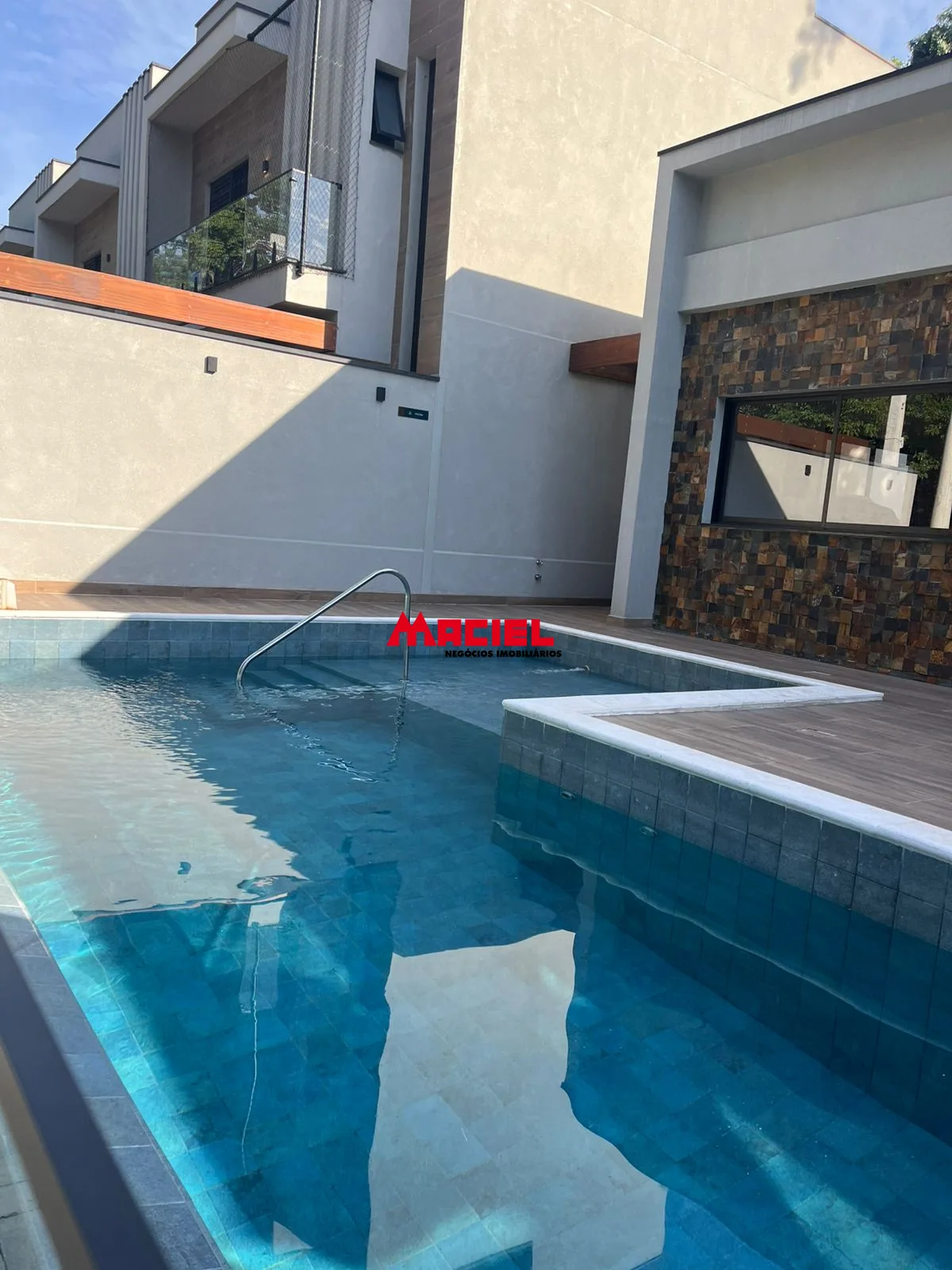 Alugar Casa / Condom&iacute;nio em S&atilde;o Jos&eacute; dos Campos R$ 7.440,00 - Foto 1