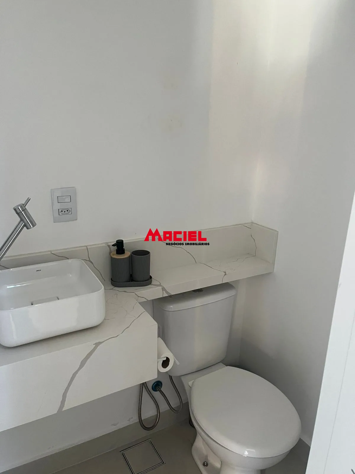 Alugar Casa / Condom&iacute;nio em S&atilde;o Jos&eacute; dos Campos R$ 7.440,00 - Foto 13