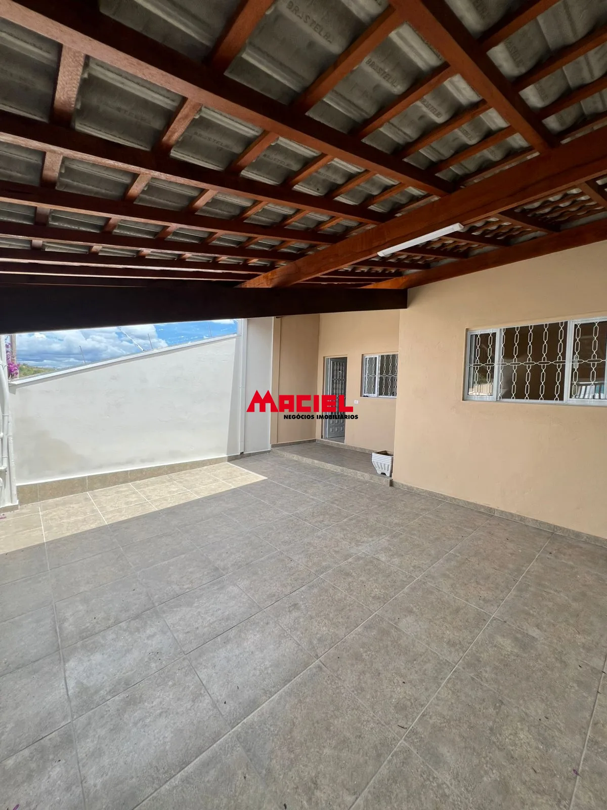 Comprar Casa / Padr&atilde;o em Jacare&iacute; R$ 450.000,00 - Foto 2