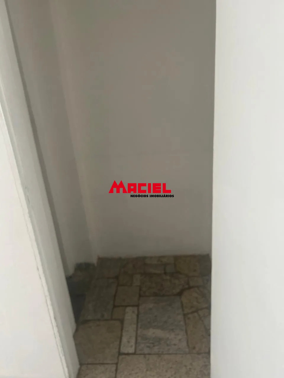 Comprar Comercial / Sala em Edif&iacute;cioCondom&iacute;nio em S&atilde;o Jos&eacute; dos Campos R$ 200.000,00 - Foto 1