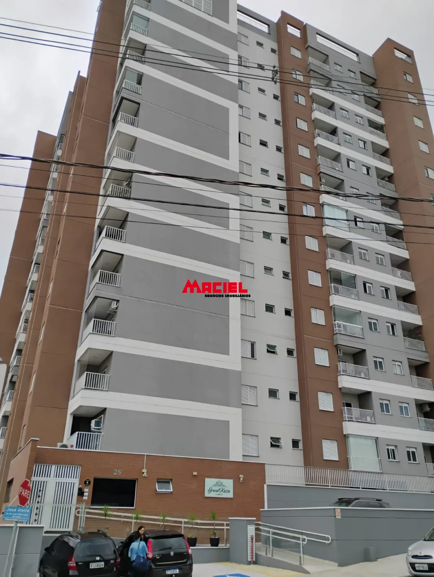 Alugar Apartamento / Padr&atilde;o em S&atilde;o Jos&eacute; dos Campos R$ 3.550,00 - Foto 7