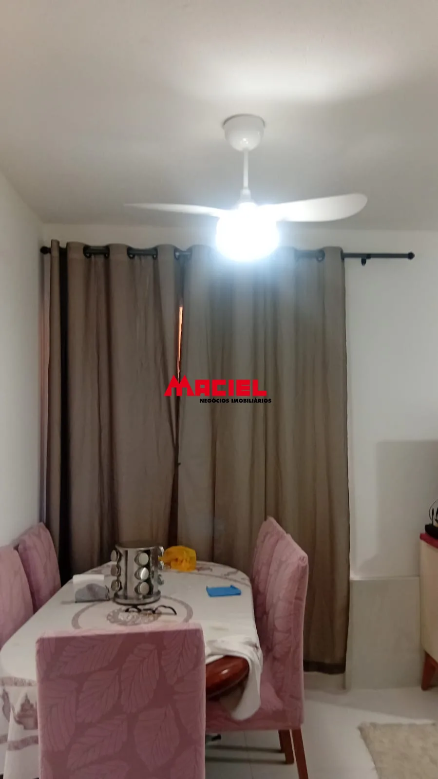 Comprar Apartamento / Padr&atilde;o em S&atilde;o Jos&eacute; dos Campos R$ 215.000,00 - Foto 3