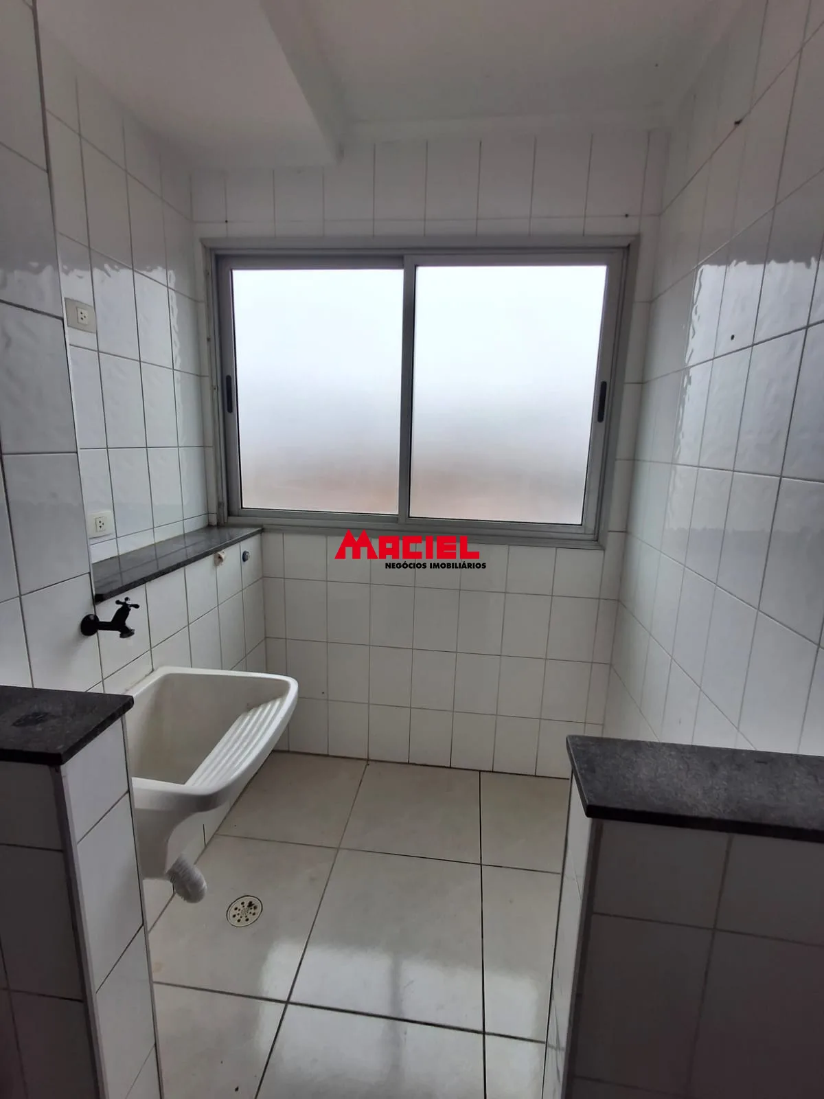 Comprar Apartamento / Padr&atilde;o em S&atilde;o Jos&eacute; dos Campos R$ 360.000,00 - Foto 14