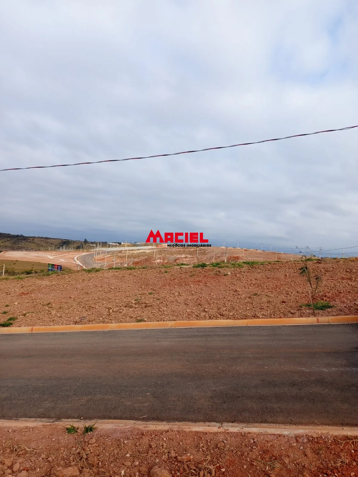 Comprar Terreno / Padr&atilde;o em S&atilde;o Jos&eacute; dos Campos R$ 220.000,00 - Foto 2