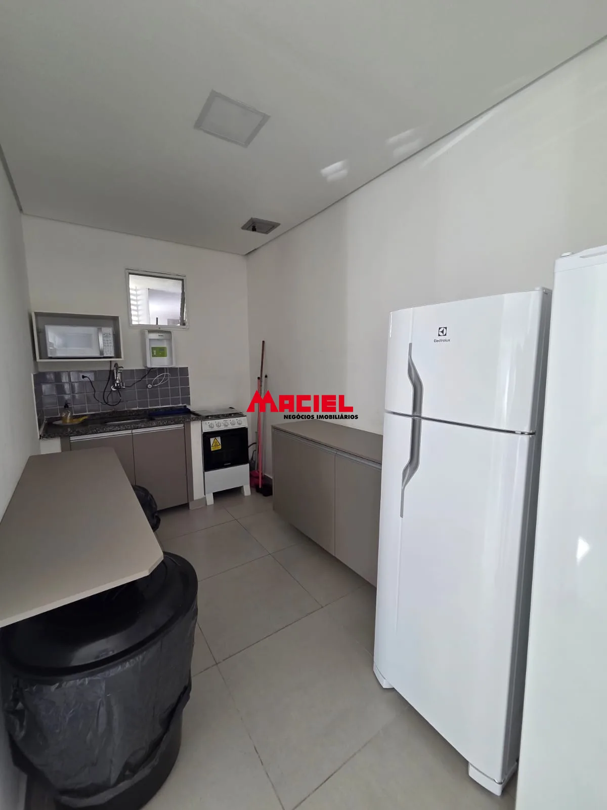 Alugar Apartamento / Padr&atilde;o em S&atilde;o Jos&eacute; dos Campos R$ 1.500,00 - Foto 10