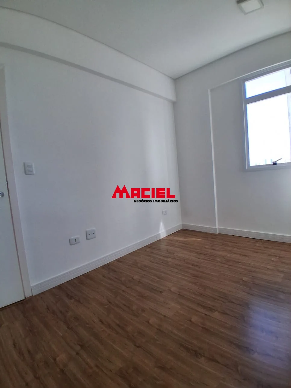 Comprar Comercial / Sala em S&atilde;o Jos&eacute; dos Campos R$ 335.000,00 - Foto 6