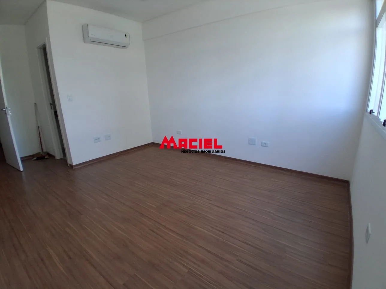 Comprar Comercial / Sala em S&atilde;o Jos&eacute; dos Campos R$ 335.000,00 - Foto 5