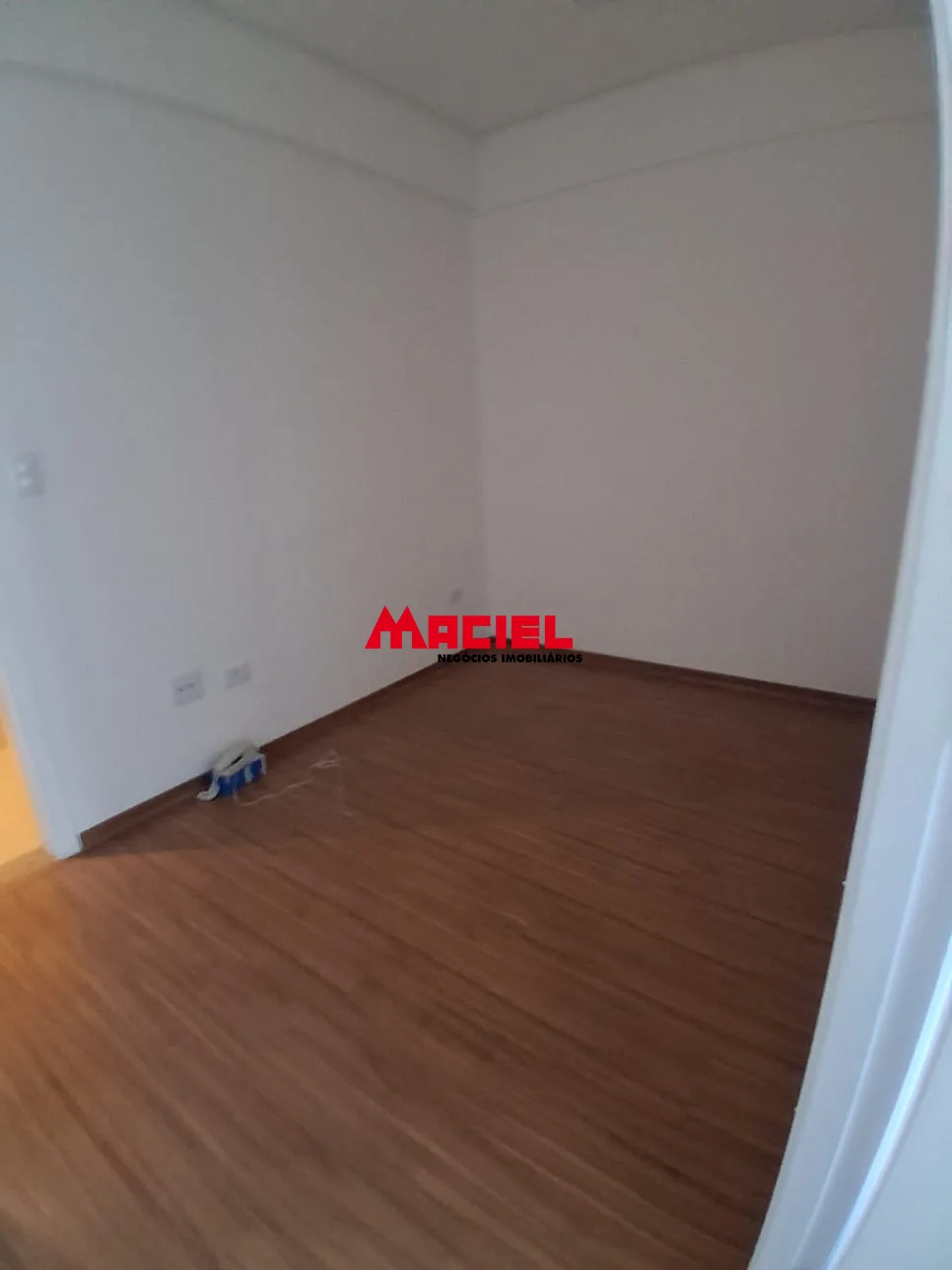 Comprar Comercial / Sala em S&atilde;o Jos&eacute; dos Campos R$ 335.000,00 - Foto 6