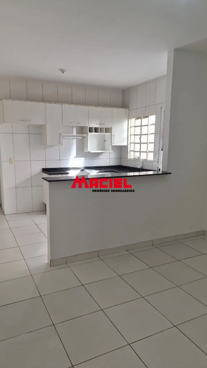 Comprar Casa / Padr&atilde;o em S&atilde;o Jos&eacute; dos Campos R$ 299.000,00 - Foto 2