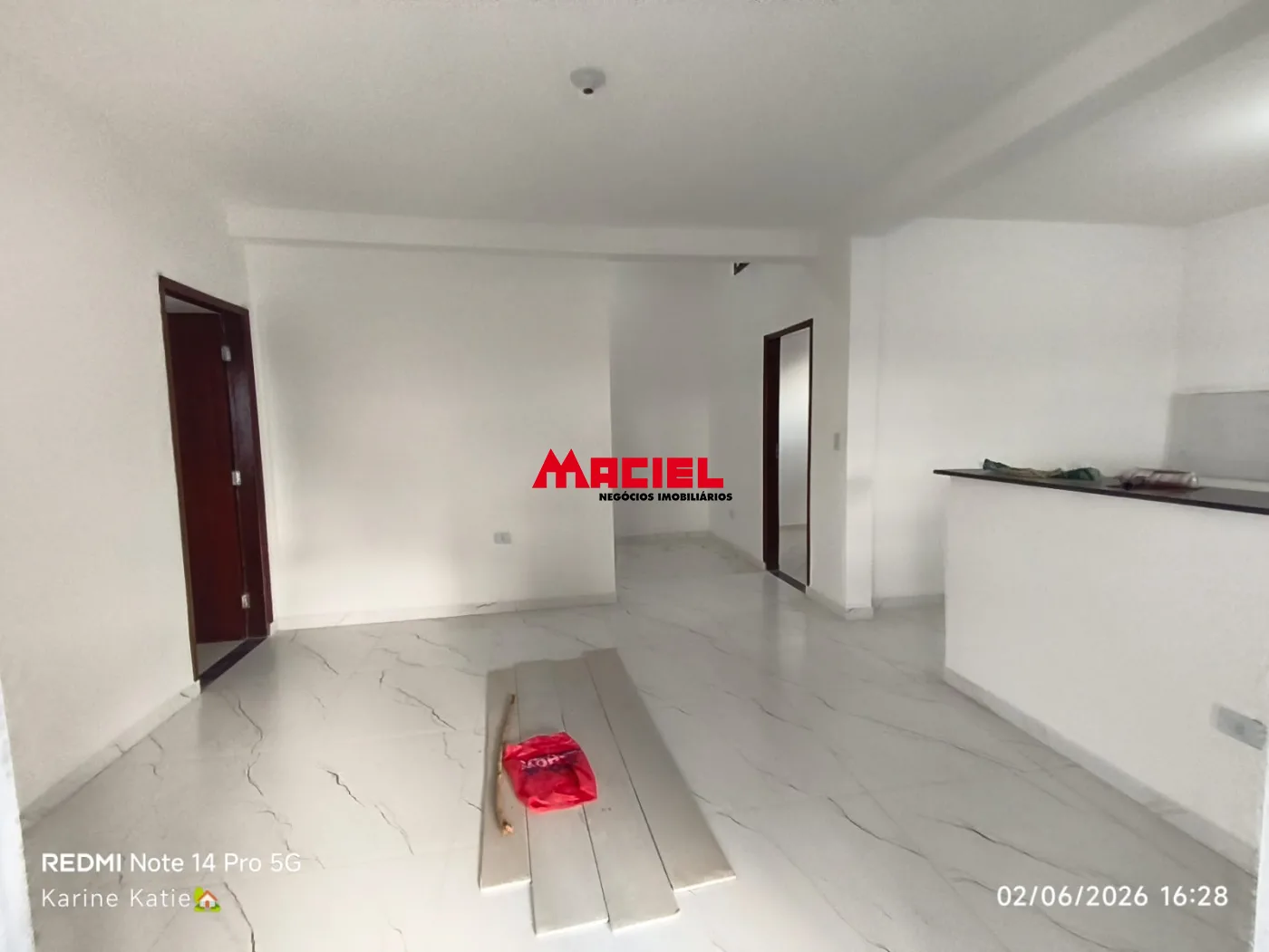 Alugar Casa / Padr&atilde;o em S&atilde;o Jos&eacute; dos Campos R$ 2.000,00 - Foto 4
