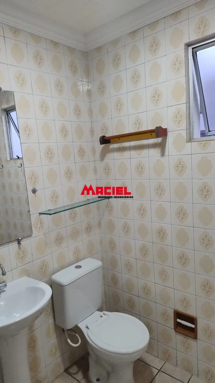 Alugar Apartamento / Padr&atilde;o em S&atilde;o Jos&eacute; dos Campos R$ 2.000,00 - Foto 5