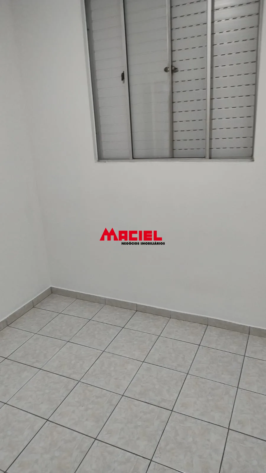 Alugar Apartamento / Padr&atilde;o em S&atilde;o Jos&eacute; dos Campos R$ 2.000,00 - Foto 8