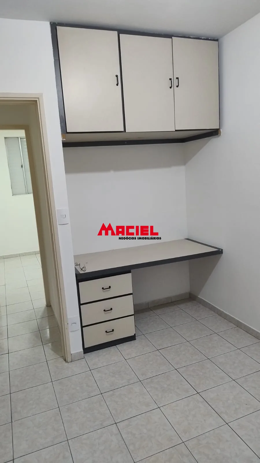 Alugar Apartamento / Padr&atilde;o em S&atilde;o Jos&eacute; dos Campos R$ 2.000,00 - Foto 14