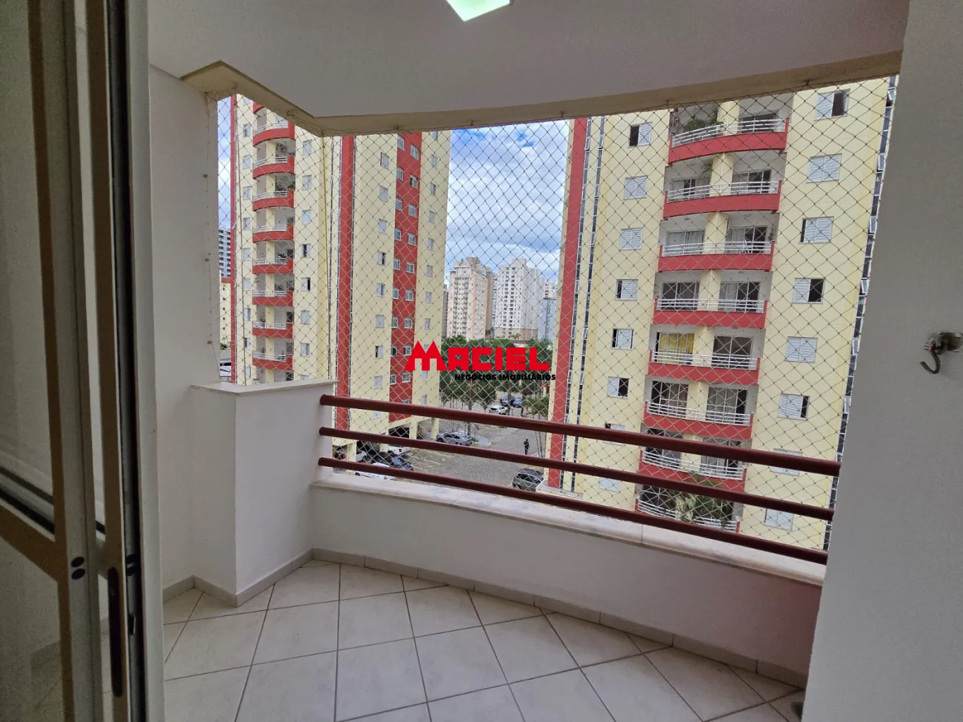 Comprar Apartamento / Padr&atilde;o em S&atilde;o Jos&eacute; dos Campos R$ 610.000,00 - Foto 3