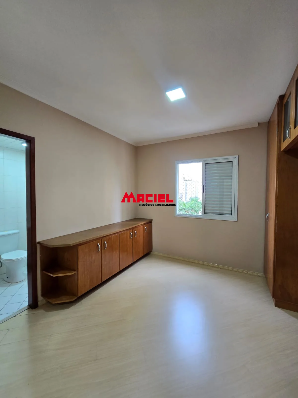 Comprar Apartamento / Padr&atilde;o em S&atilde;o Jos&eacute; dos Campos R$ 610.000,00 - Foto 14