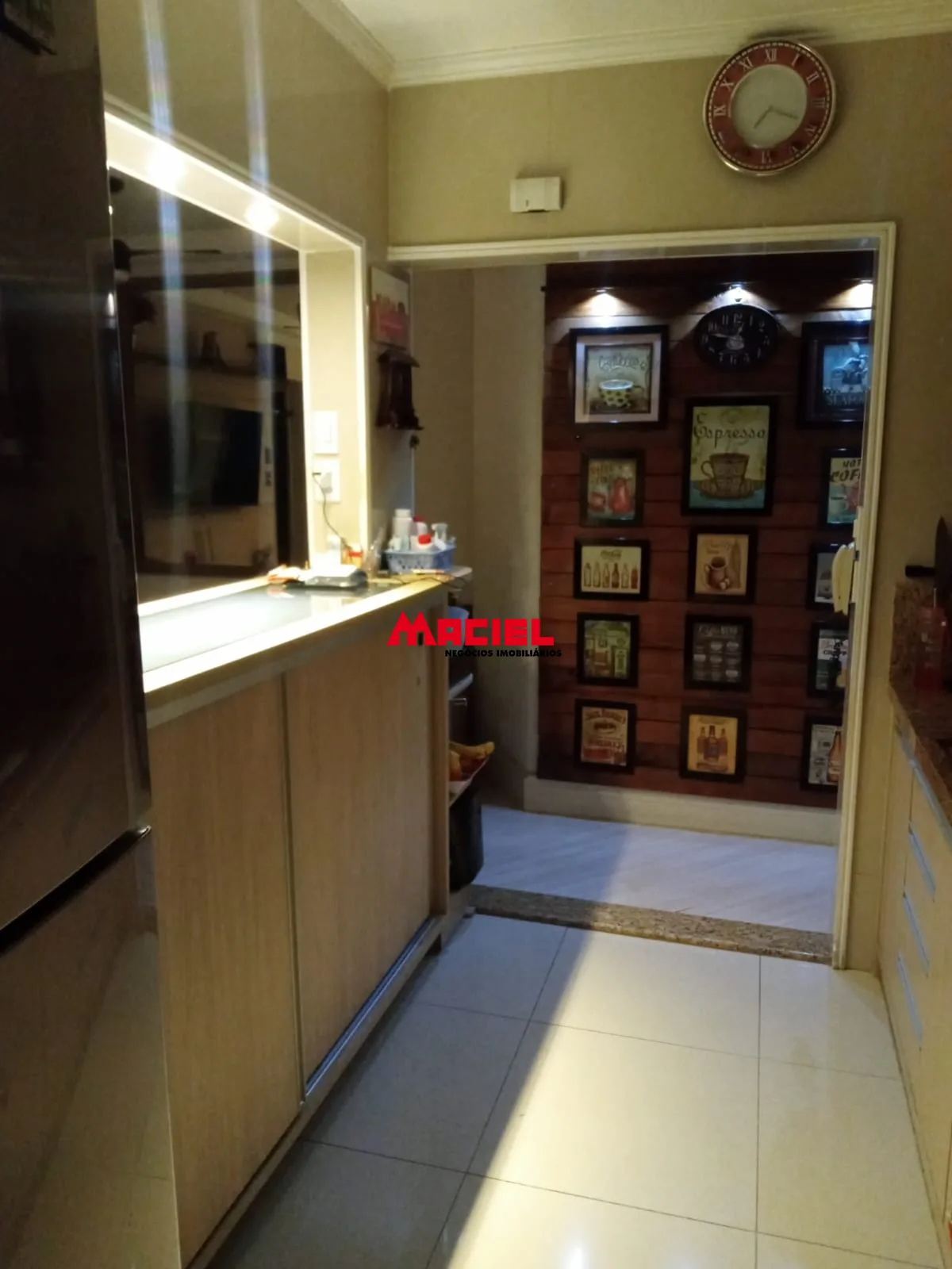 Comprar Apartamento / Padr&atilde;o em S&atilde;o Jos&eacute; dos Campos R$ 330.000,00 - Foto 17
