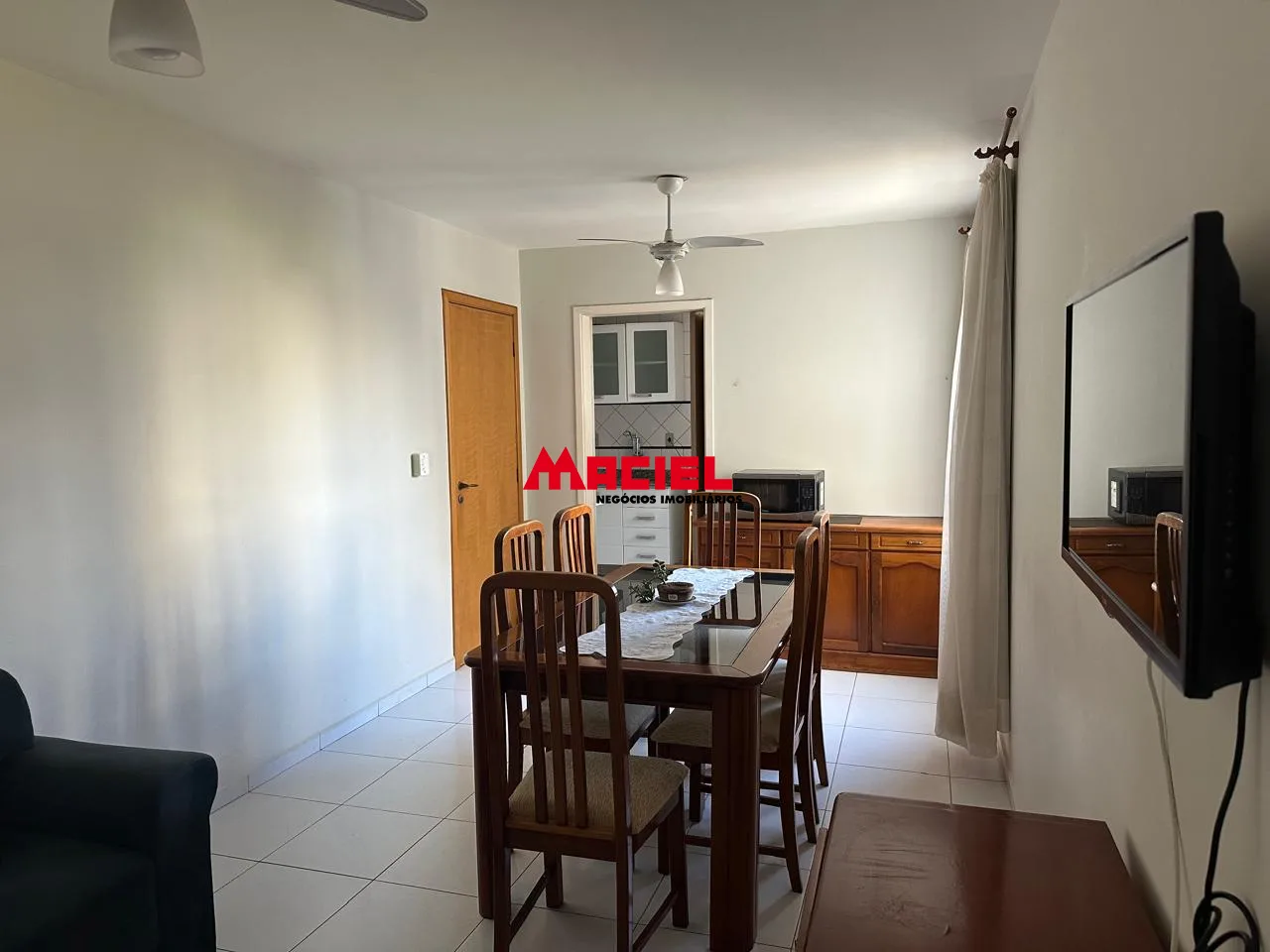 Alugar Apartamento / Padr&atilde;o em S&atilde;o Jos&eacute; dos Campos R$ 3.200,00 - Foto 1
