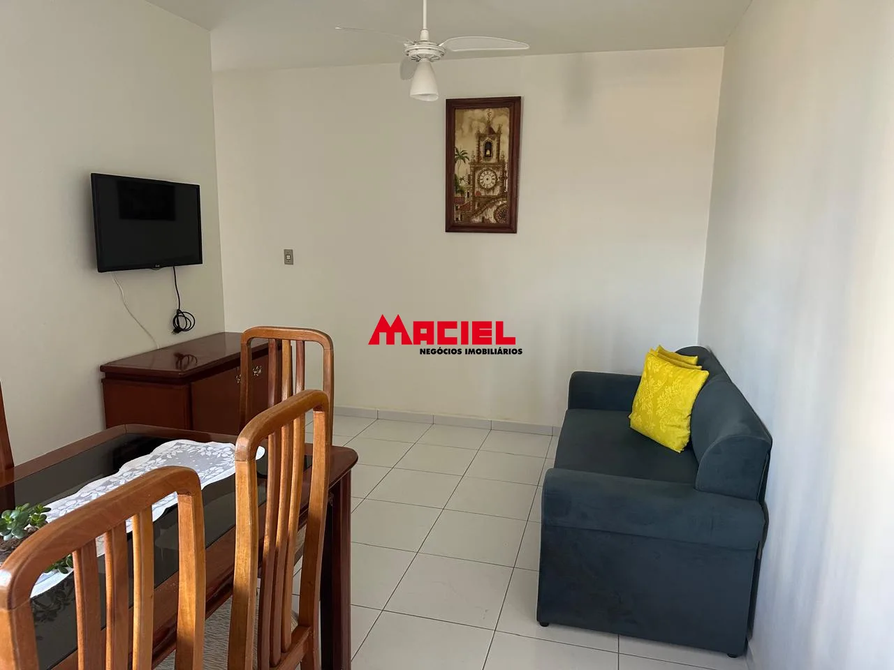 Alugar Apartamento / Padr&atilde;o em S&atilde;o Jos&eacute; dos Campos R$ 3.200,00 - Foto 2