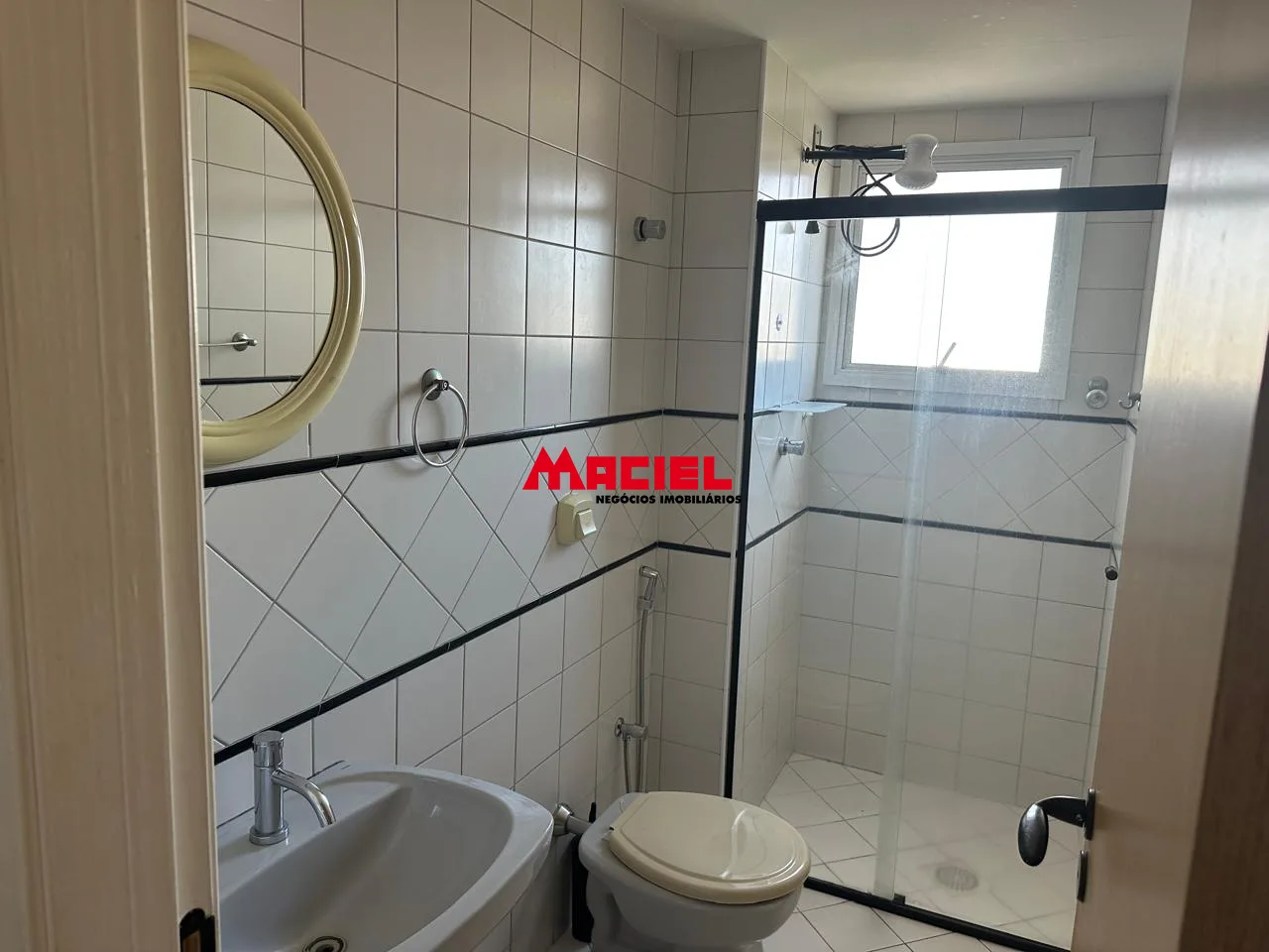 Alugar Apartamento / Padr&atilde;o em S&atilde;o Jos&eacute; dos Campos R$ 3.200,00 - Foto 10