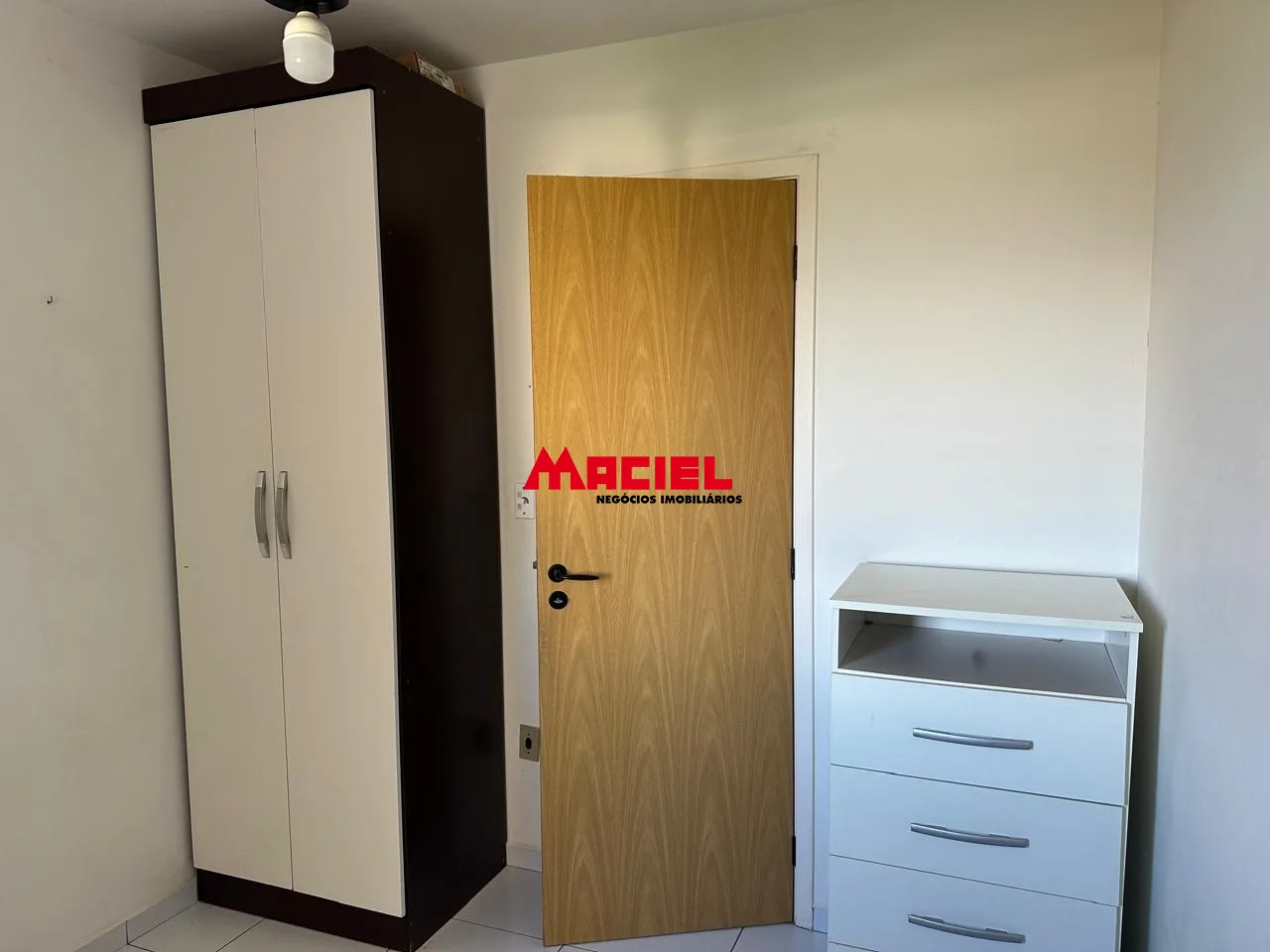 Alugar Apartamento / Padr&atilde;o em S&atilde;o Jos&eacute; dos Campos R$ 3.200,00 - Foto 14
