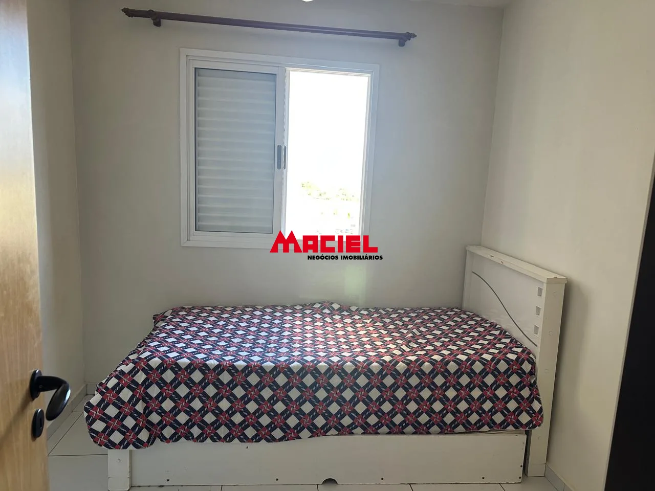 Alugar Apartamento / Padr&atilde;o em S&atilde;o Jos&eacute; dos Campos R$ 3.200,00 - Foto 15