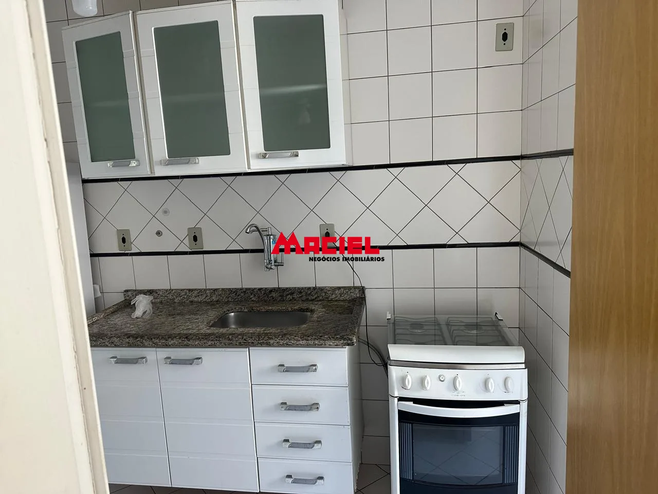 Alugar Apartamento / Padr&atilde;o em S&atilde;o Jos&eacute; dos Campos R$ 3.200,00 - Foto 18