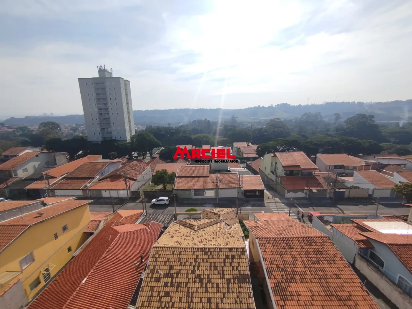 Alugar Apartamento / Padr&atilde;o em S&atilde;o Jos&eacute; dos Campos R$ 2.200,00 - Foto 13