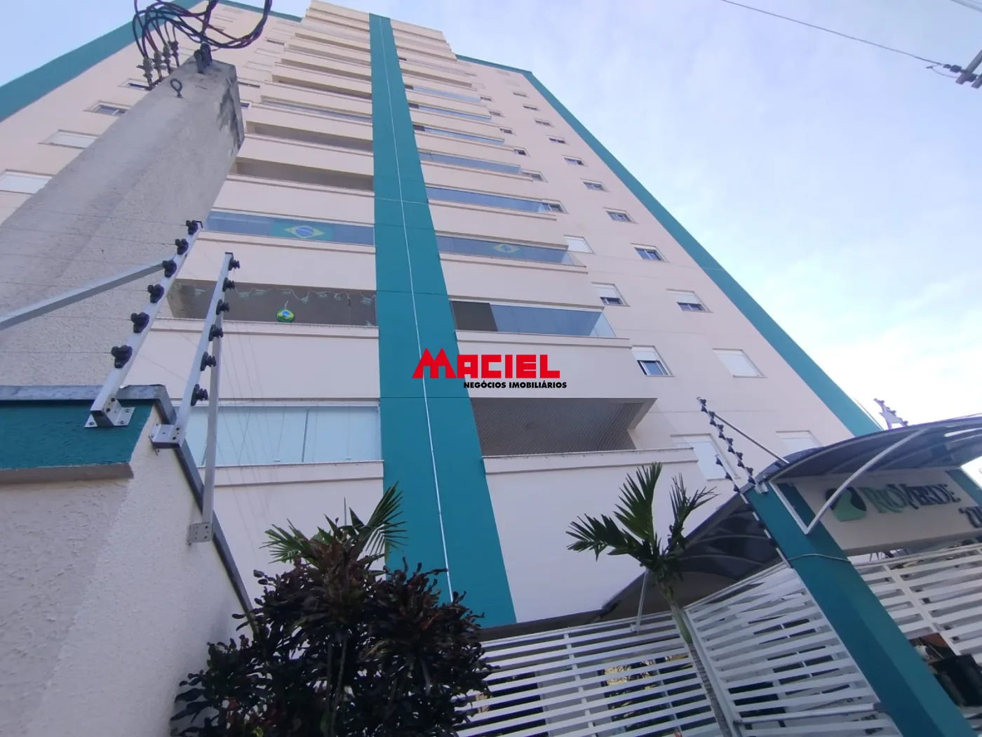 Alugar Apartamento / Padr&atilde;o em S&atilde;o Jos&eacute; dos Campos R$ 2.200,00 - Foto 18