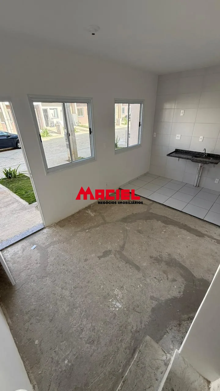 Alugar Casa / Condom&iacute;nio em S&atilde;o Jos&eacute; dos Campos R$ 1.700,00 - Foto 3