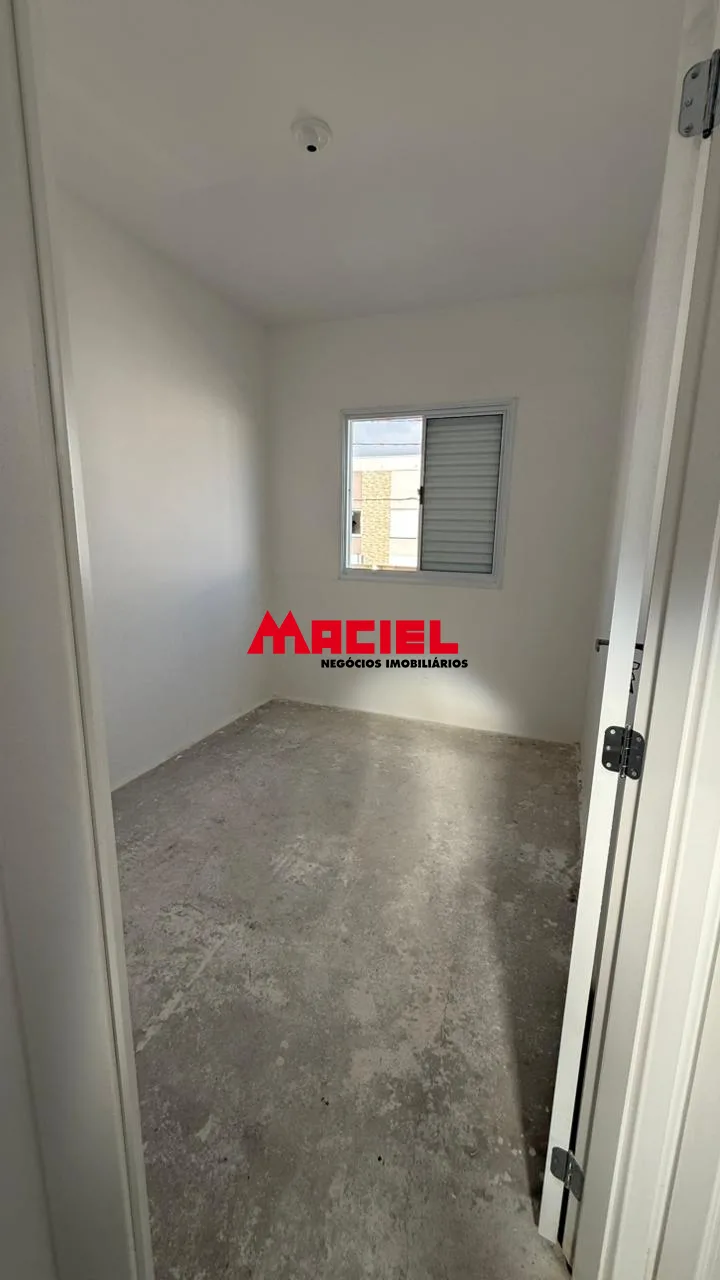 Alugar Casa / Condom&iacute;nio em S&atilde;o Jos&eacute; dos Campos R$ 1.700,00 - Foto 9
