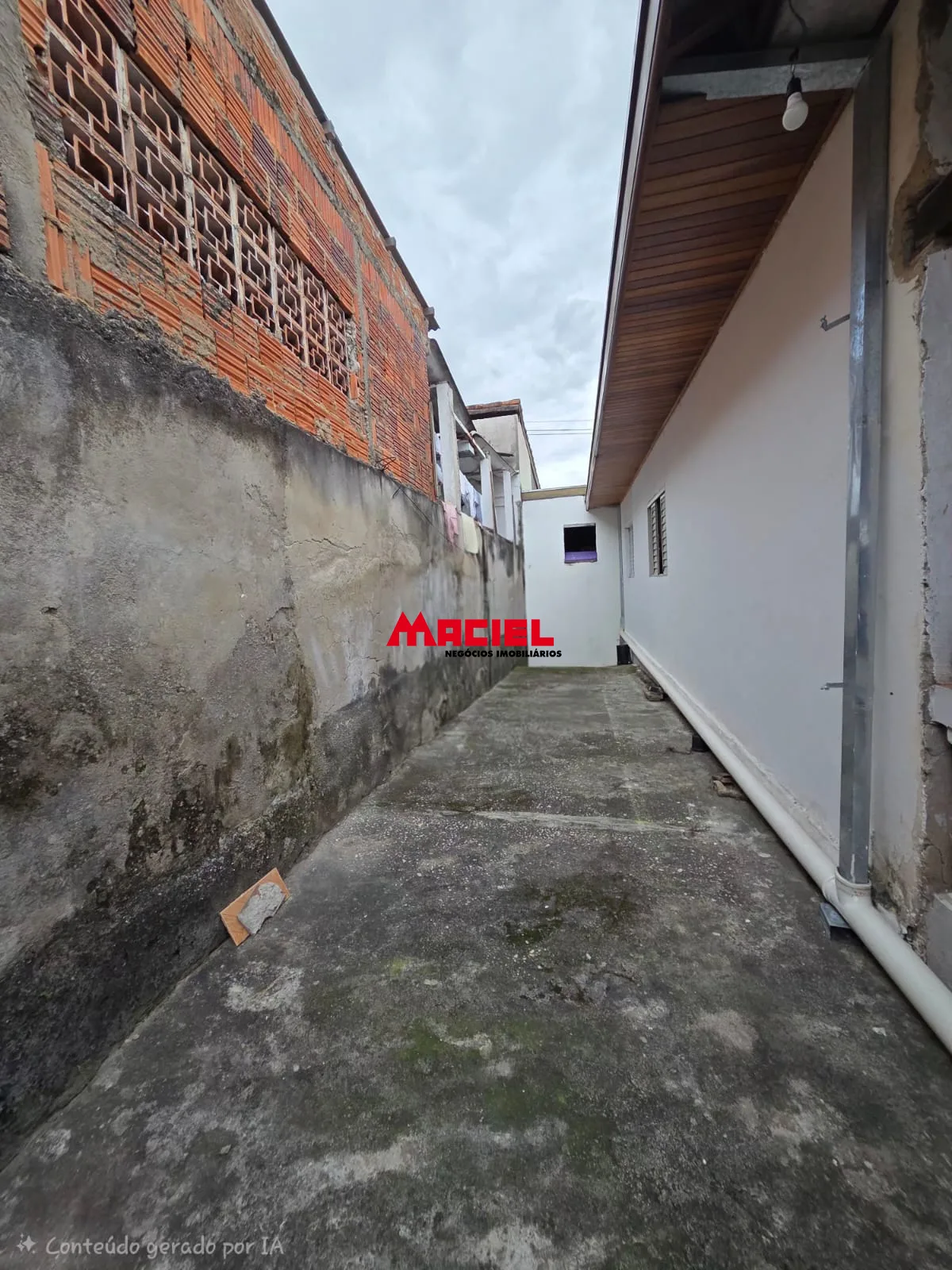 Comprar Casa / Padr&atilde;o em S&atilde;o Jos&eacute; dos Campos R$ 699.000,00 - Foto 4