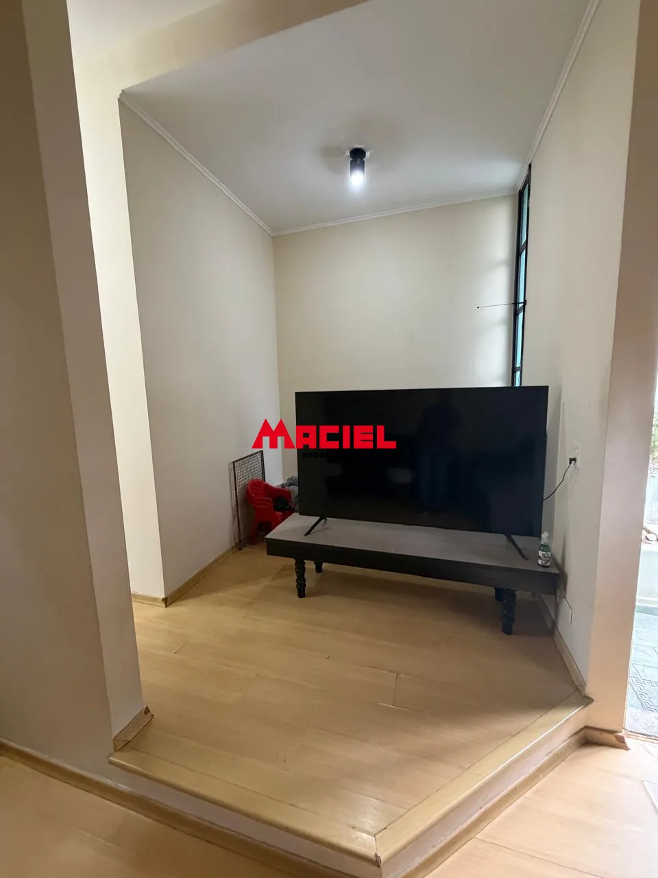 Comprar Casa / Condom&iacute;nio em S&atilde;o Jos&eacute; dos Campos R$ 695.000,00 - Foto 3