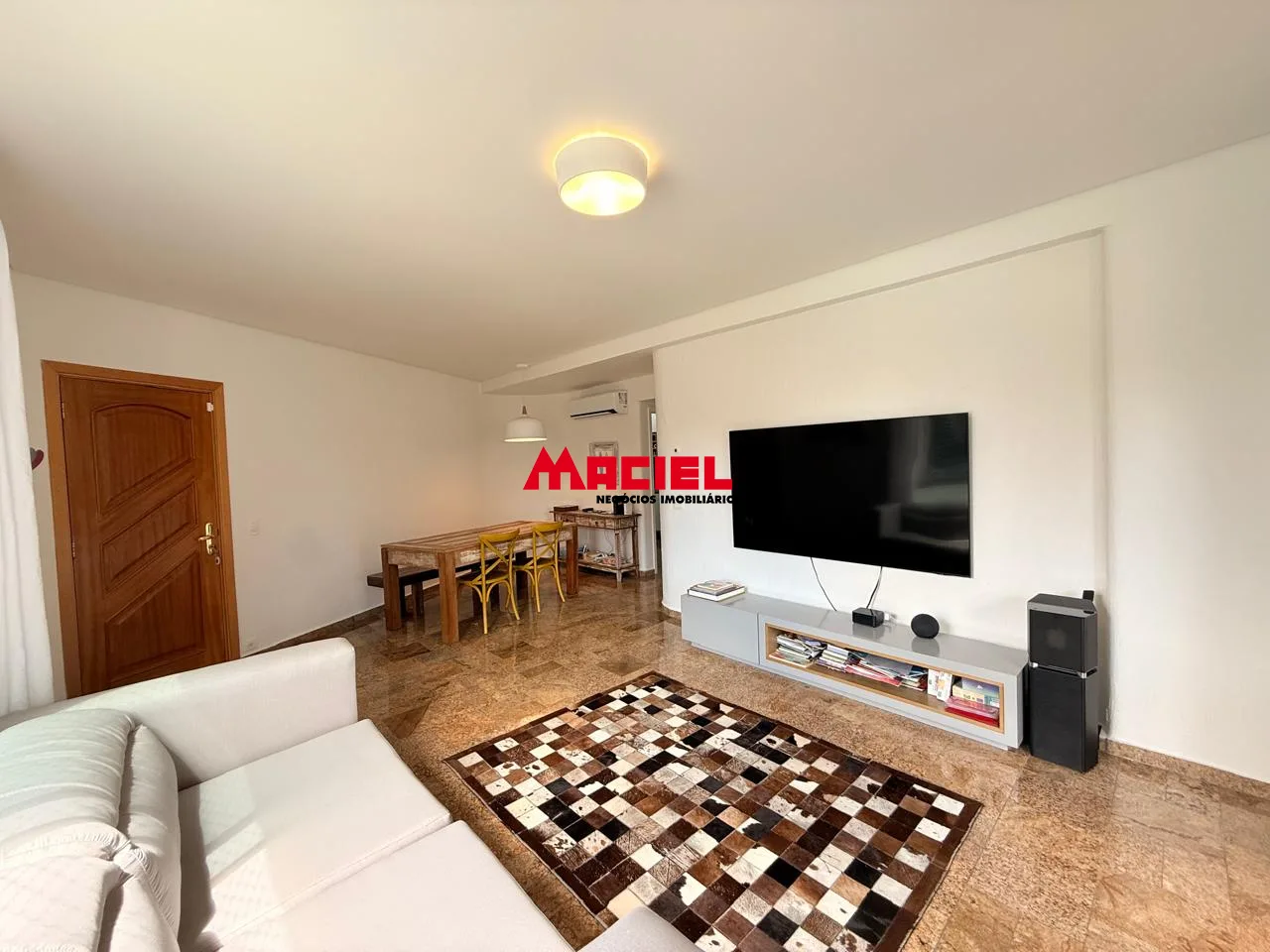 Comprar Apartamento / Padr&atilde;o em Guaruj&aacute; R$ 1.300.000,00 - Foto 4