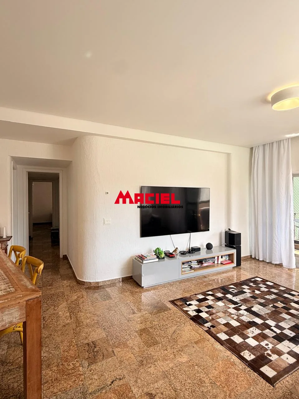 Comprar Apartamento / Padr&atilde;o em Guaruj&aacute; R$ 1.300.000,00 - Foto 8