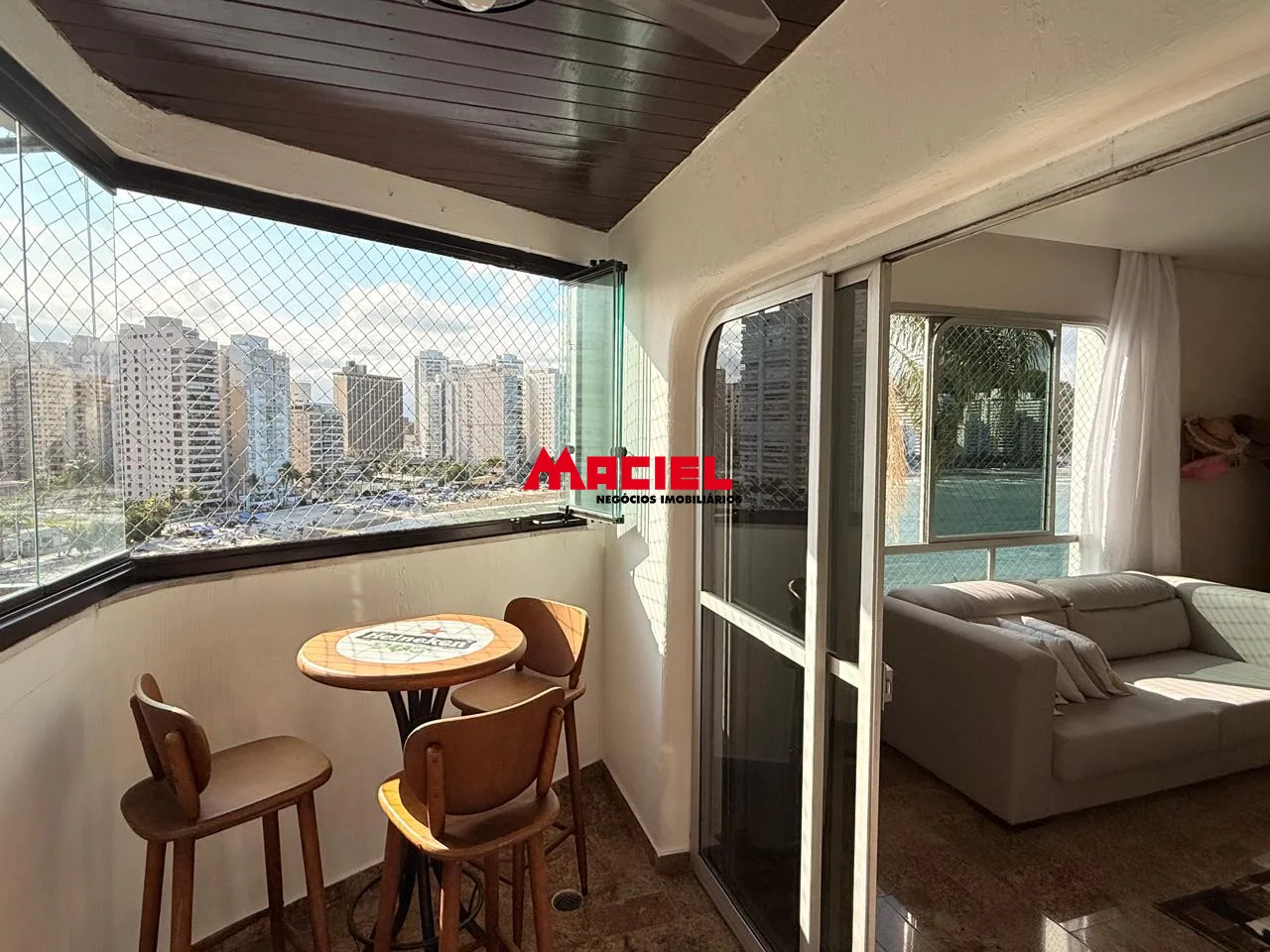 Comprar Apartamento / Padr&atilde;o em Guaruj&aacute; R$ 1.300.000,00 - Foto 23