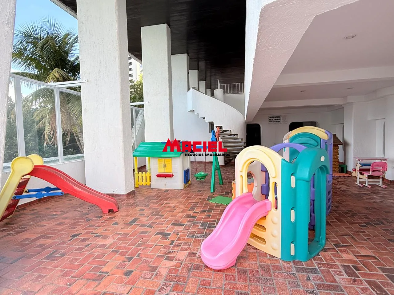 Comprar Apartamento / Padr&atilde;o em Guaruj&aacute; R$ 1.300.000,00 - Foto 29