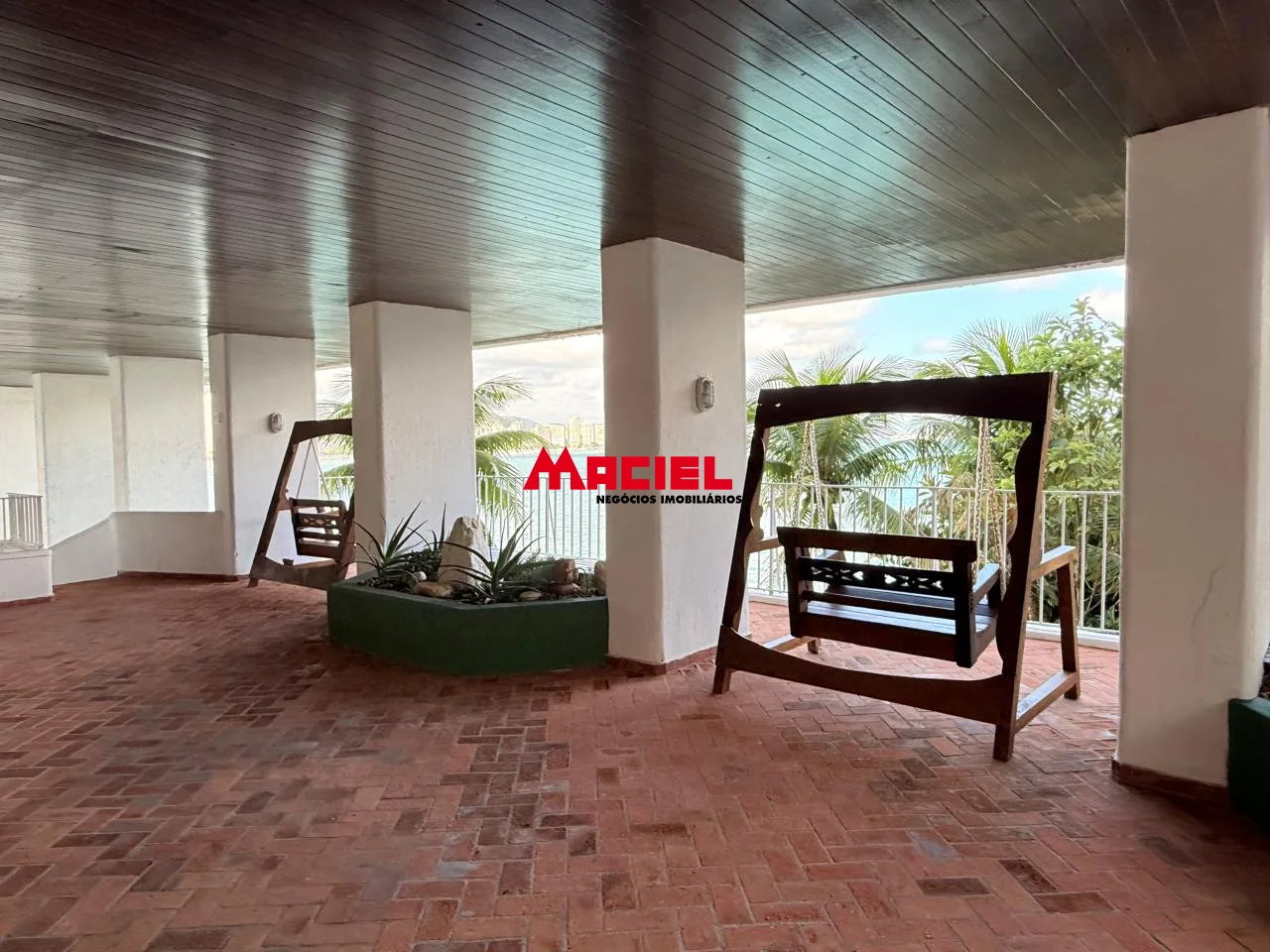 Comprar Apartamento / Padr&atilde;o em Guaruj&aacute; R$ 1.300.000,00 - Foto 30