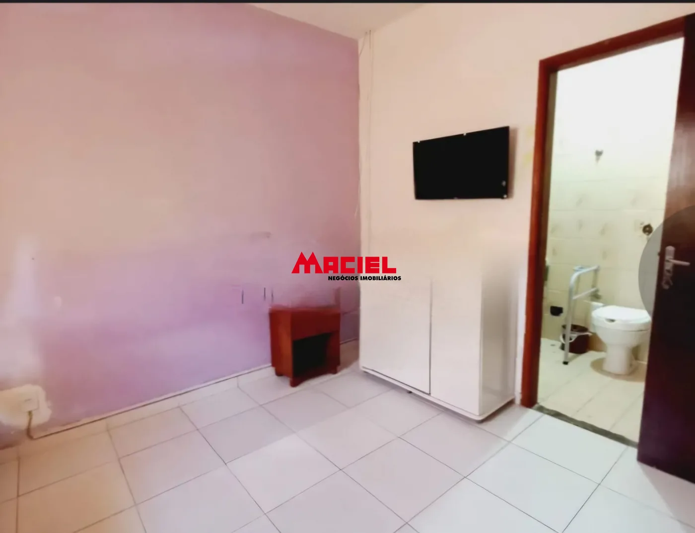 Comprar Casa / Padr&atilde;o em S&atilde;o Jos&eacute; dos Campos R$ 850.000,00 - Foto 3