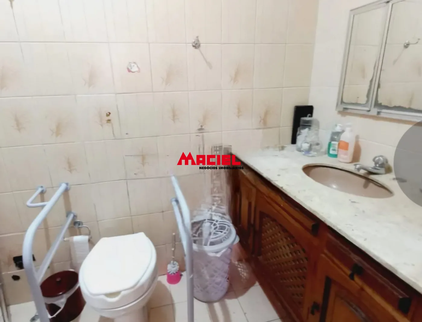 Comprar Casa / Padr&atilde;o em S&atilde;o Jos&eacute; dos Campos R$ 850.000,00 - Foto 5
