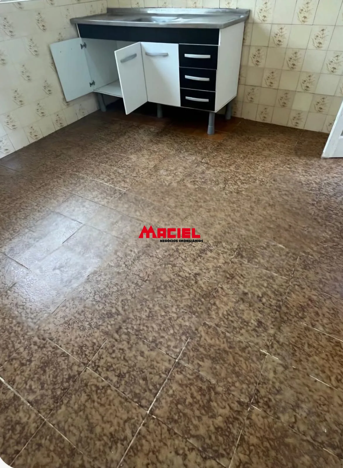 Comprar Casa / Padr&atilde;o em S&atilde;o Jos&eacute; dos Campos R$ 590.000,00 - Foto 3