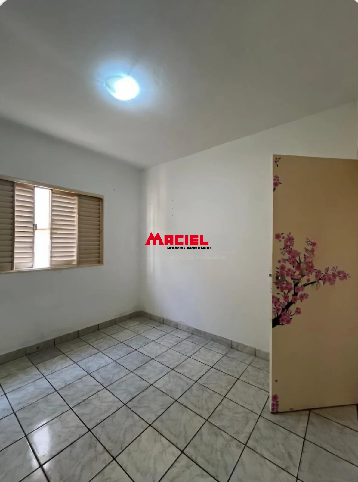 Comprar Casa / Padr&atilde;o em S&atilde;o Jos&eacute; dos Campos R$ 590.000,00 - Foto 5