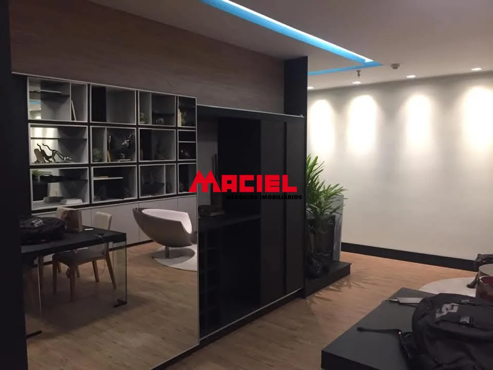 Alugar Comercial / Sala em S&atilde;o Jos&eacute; dos Campos R$ 3.900,00 - Foto 2