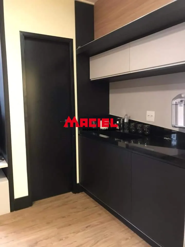 Alugar Comercial / Sala em S&atilde;o Jos&eacute; dos Campos R$ 3.900,00 - Foto 18