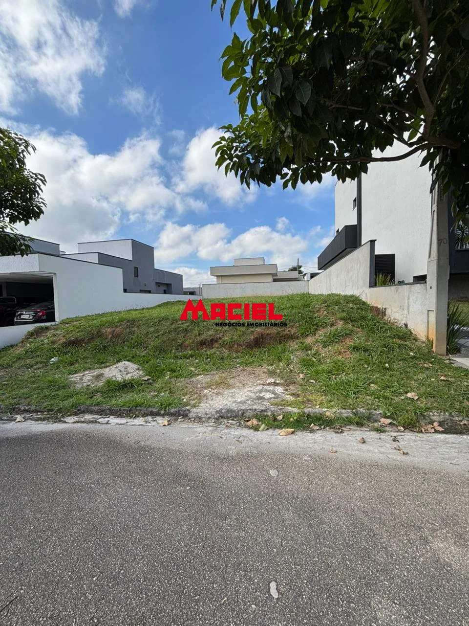 Comprar Terreno / Condom&iacute;nio em Ca&ccedil;apava R$ 300.000,00 - Foto 4