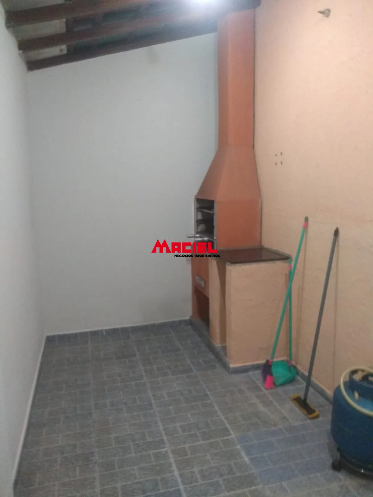Comprar Casa / Sobrado em S&atilde;o Jos&eacute; dos Campos R$ 450.000,00 - Foto 5