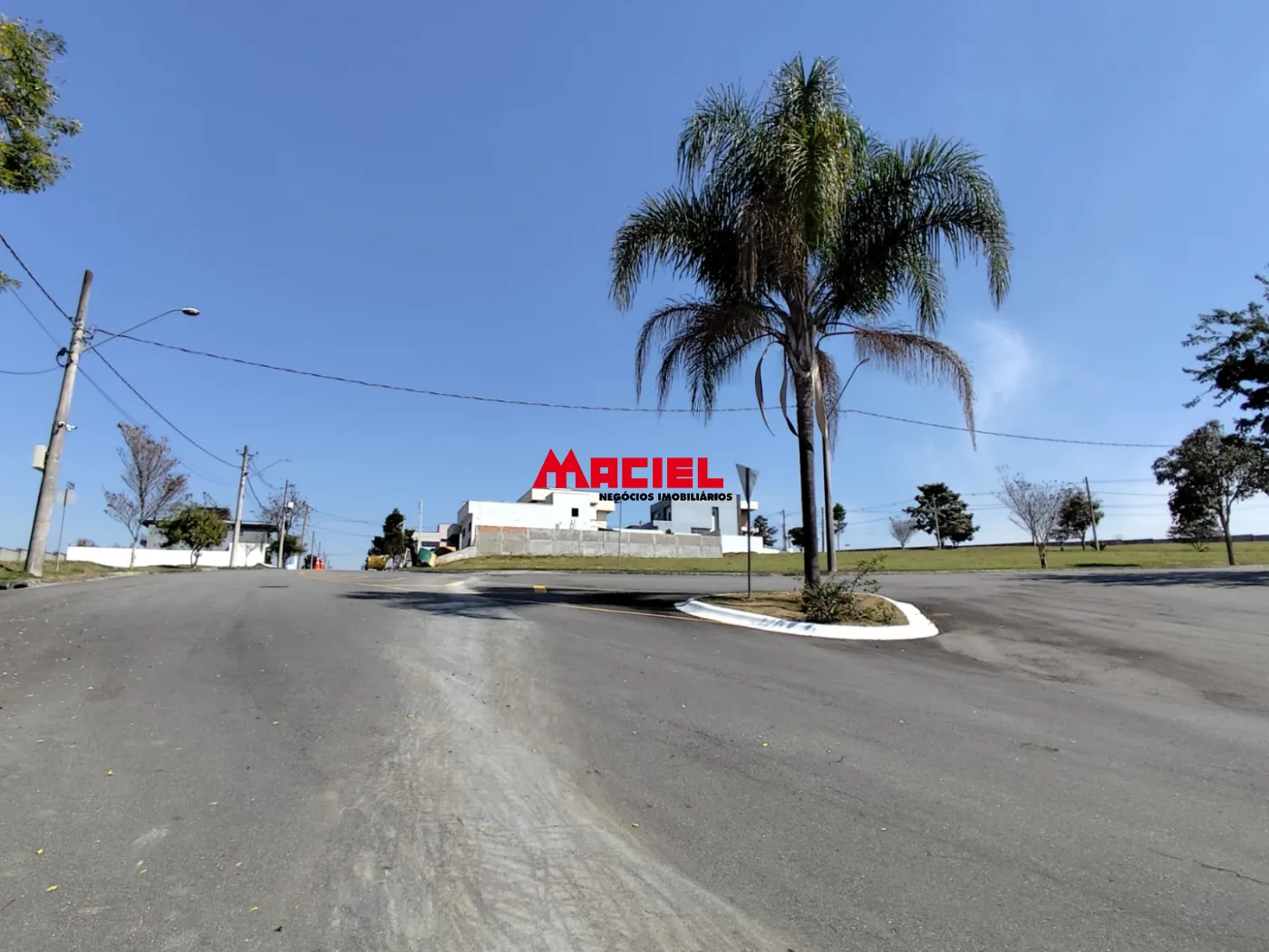 Comprar Terreno / Condom&iacute;nio em Ca&ccedil;apava R$ 235.000,00 - Foto 3