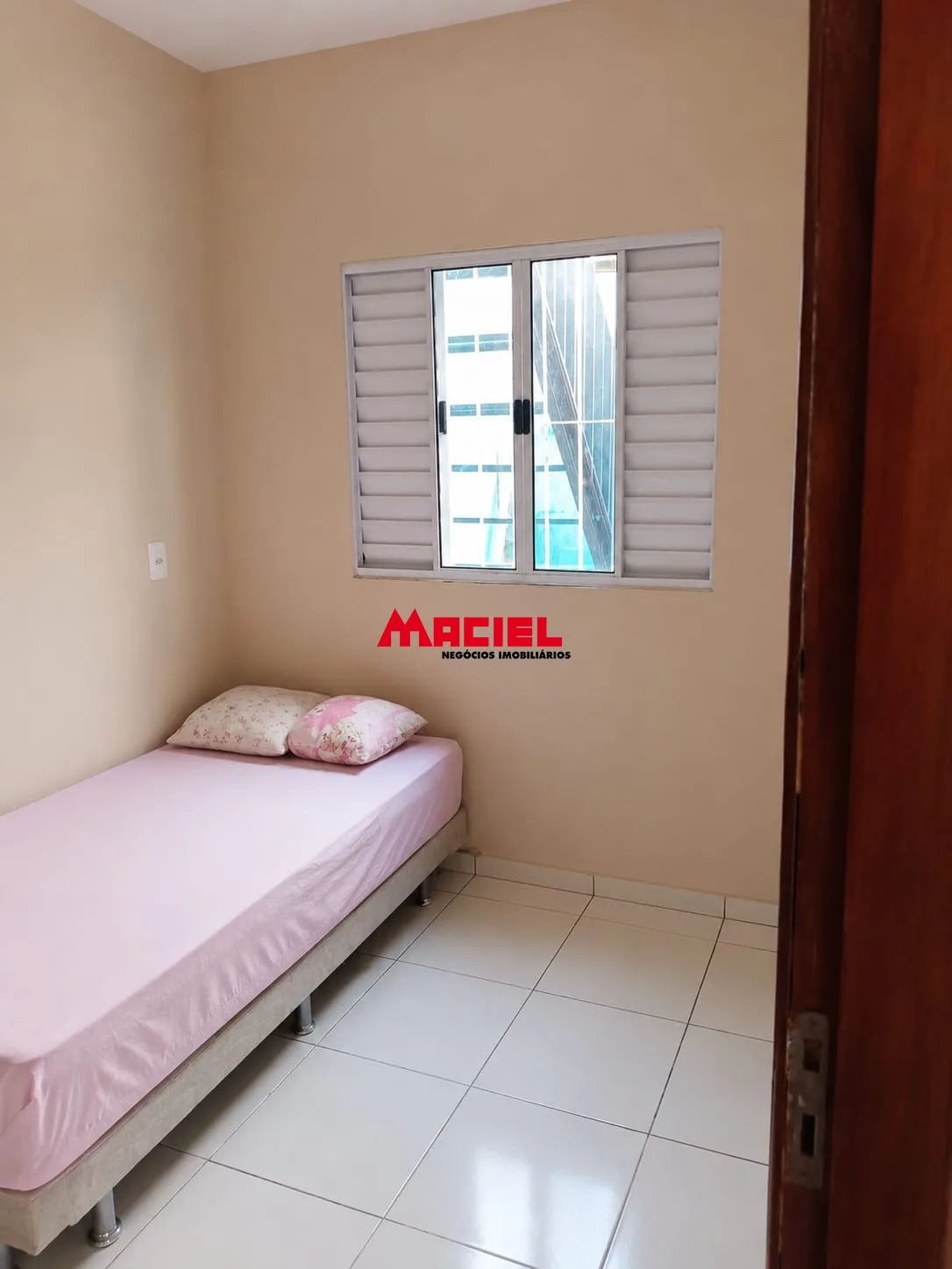 Comprar Casa / Padr&atilde;o em S&atilde;o Jos&eacute; dos Campos R$ 440.000,00 - Foto 5