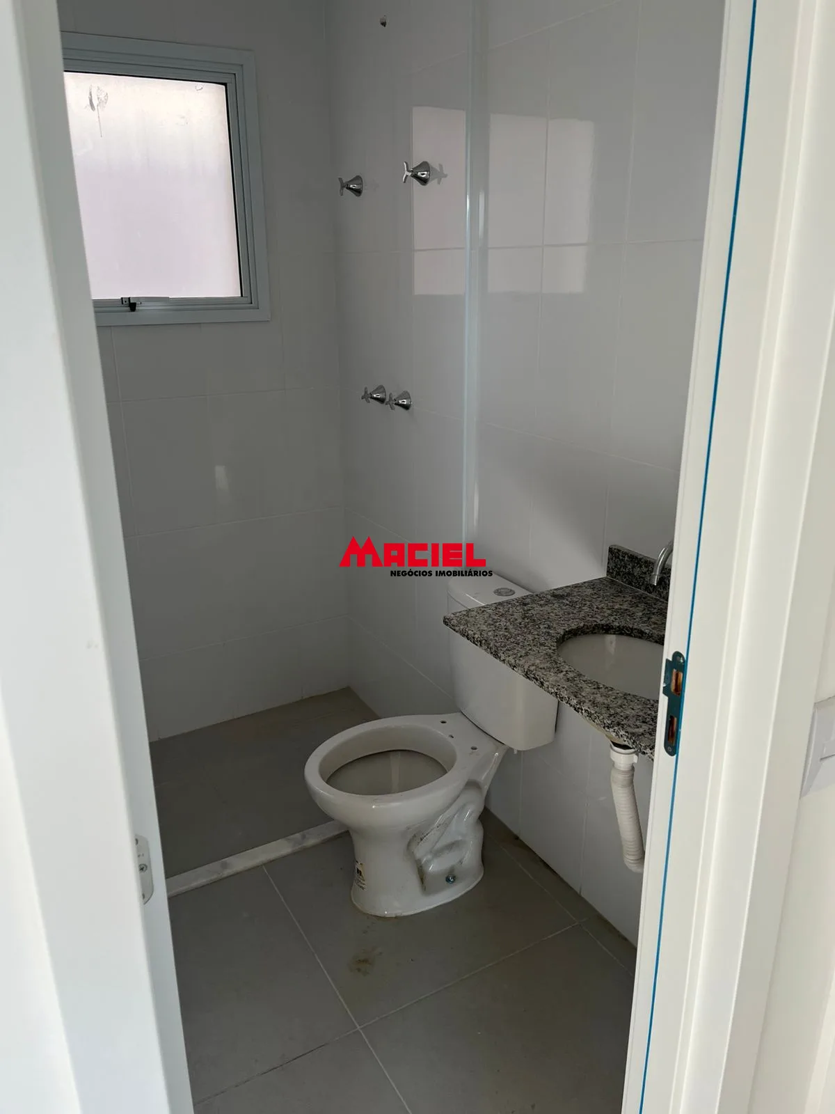 Comprar Apartamento / Padr&atilde;o em Jacare&iacute; R$ 399.000,00 - Foto 4